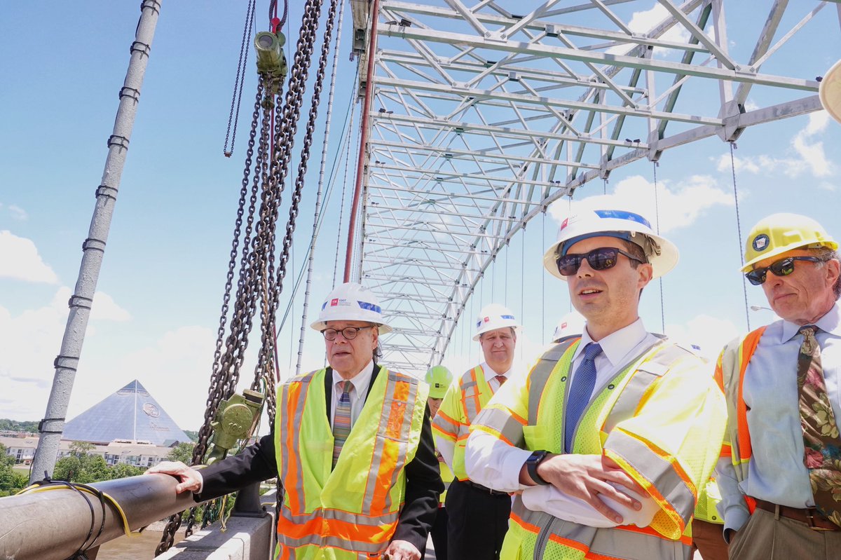 SecretaryPete's tweet photo. To all who rely on the Hernando de Soto bridge, we're doing everything we can to support the state partners working to safely reopen this crucial piece of American infrastructure. https://t.co/FZmE7ut76J