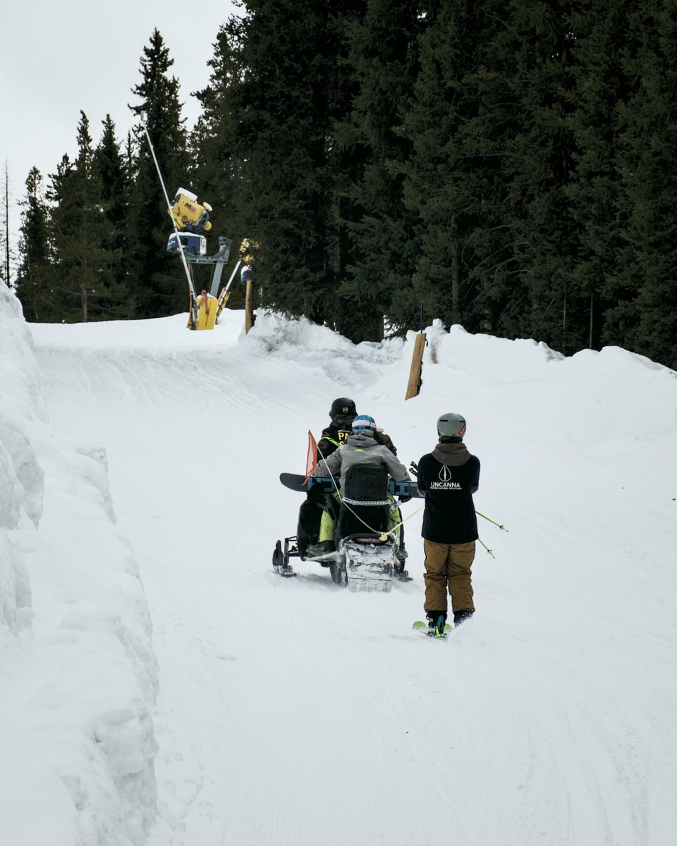 SamWardFreeski's tweet image. Had a blast shooting with @uncanna_ earlier this season!