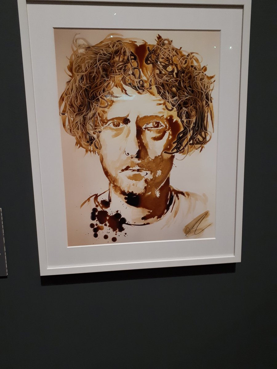 BainbridgeD1's tweet photo. Lovely day out in #Manchester viewed the @Alan_Measles Art club exhibition (recommended) met up with @TomNaughton9 and Joan. Ate, drank, got merry #StayedSafe https://t.co/l8b6q3Trxc