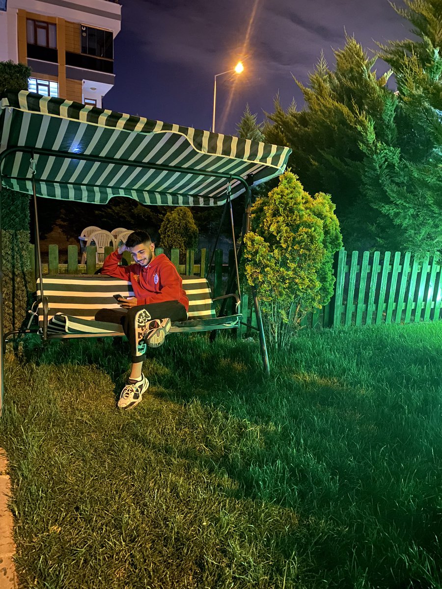 canozcann0's tweet photo. Çocuğum üzerler seni... https://t.co/lCKnGKjgfu