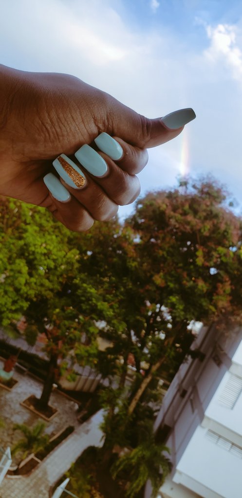 BigJeh1's tweet photo. She stopped the rainbow from continuing.. 😅no se permiten mierdas de colores aquí, punto😂😎 https://t.co/g1TWsxTBIA