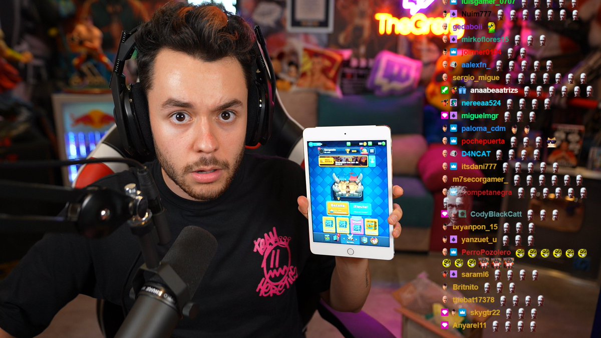 😎 VOLVEMOS A CLASH ROYALE 😎

twitch.tv/thegrefg