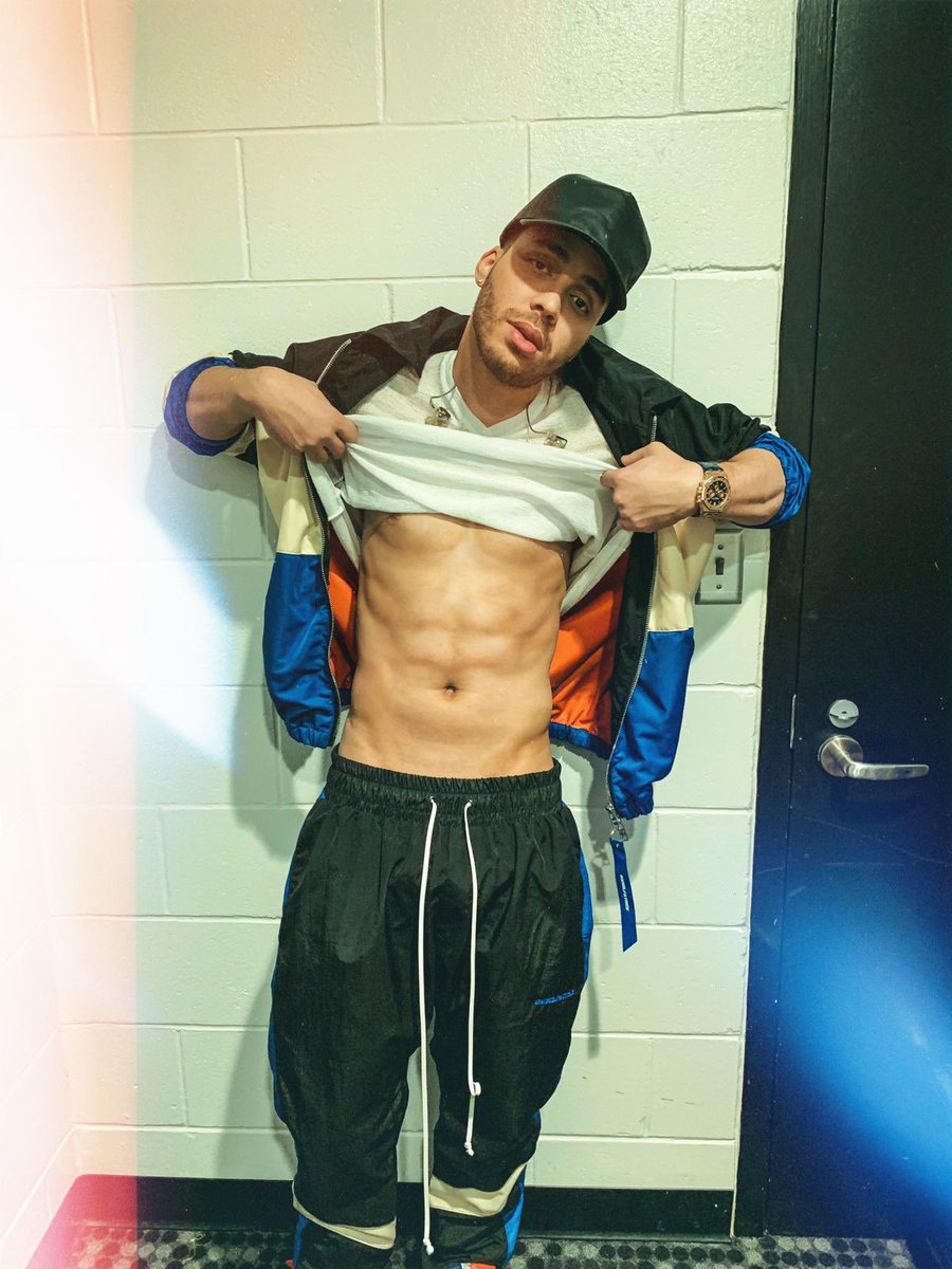 PrinceRoyce's tweet photo. #tbt https://t.co/g96UuMcOEX