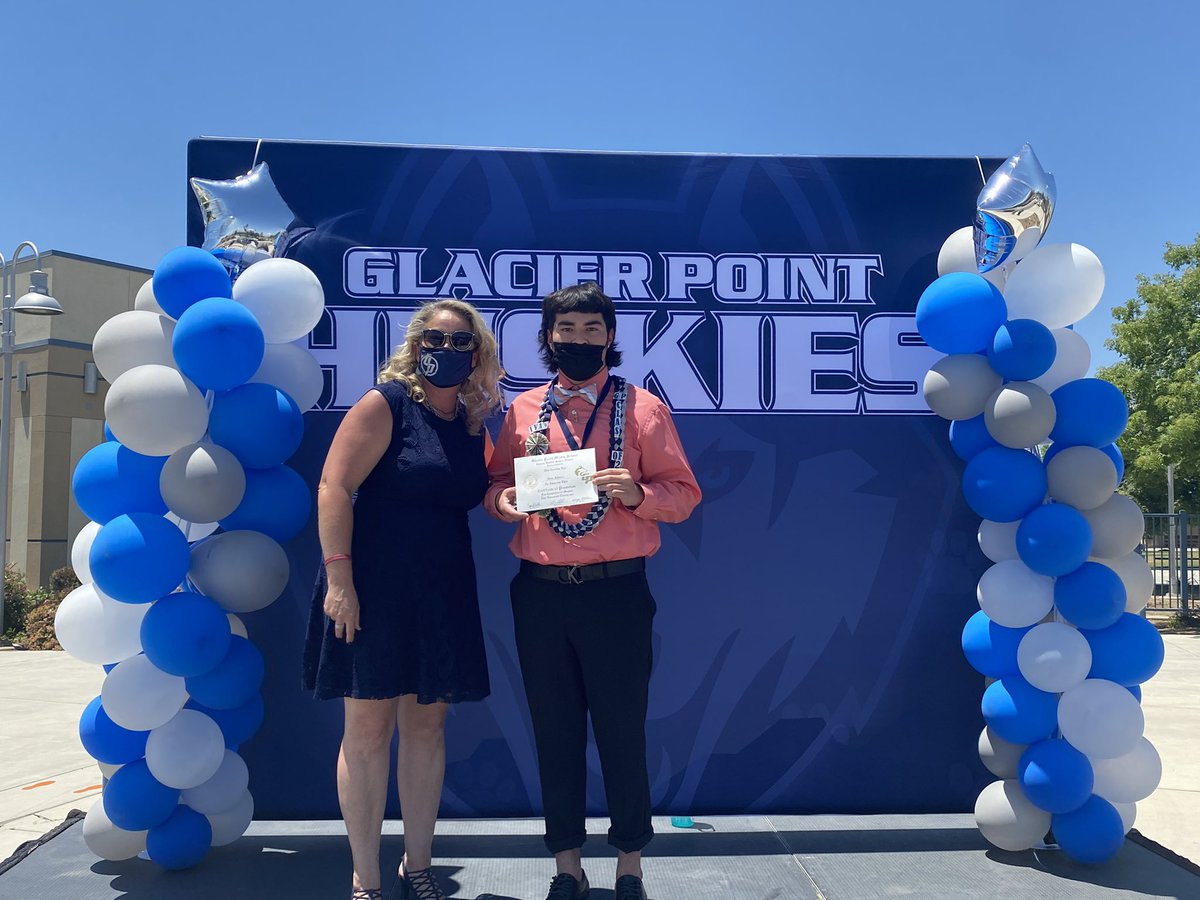 Congratulations Huskies on your 8th Grade Promotion!  <a href="/CentralUSD/">Central Unified</a>