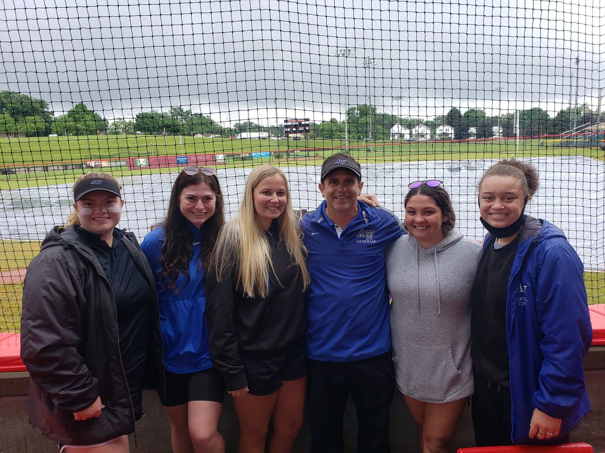 AWHSSoftball's tweet photo. Words don't describe a coaches feelings when alumni leave drive over 2 hours in the early morning to support the program during a BIG game at Final 4. Once a General always a General, the Tradition Lives Here. @oliviakadel @caymiller14 @makaylacowan08 @pennellsydney @rios_madalyn https://t.co/FNFq1v0Wzb