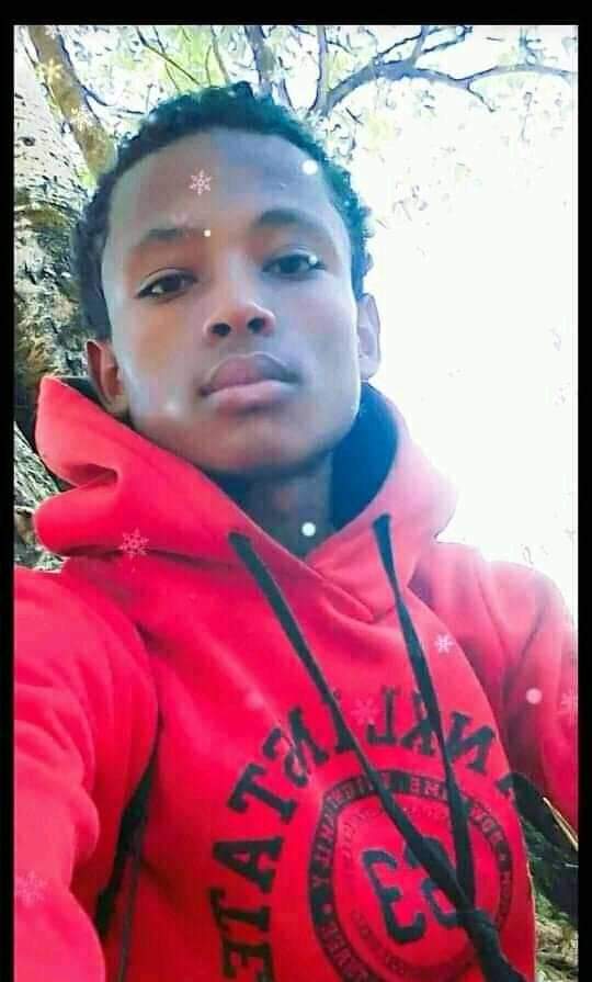 AWoldetensa's tweet photo. Minimum of 2-5 chindren morders in Oromia. Biqila amanu was 17 years murdered by #FascistAbiy forces in #Inango West oromia, in public place infront of his mother, father &amp; families @hrw @UNGeneva @UNHumanRights @SecBlinken @martinplaut @AnnLinde @KenRoth @SweMFA @JosepBorrellF https://t.co/ClsQ7qSxGt