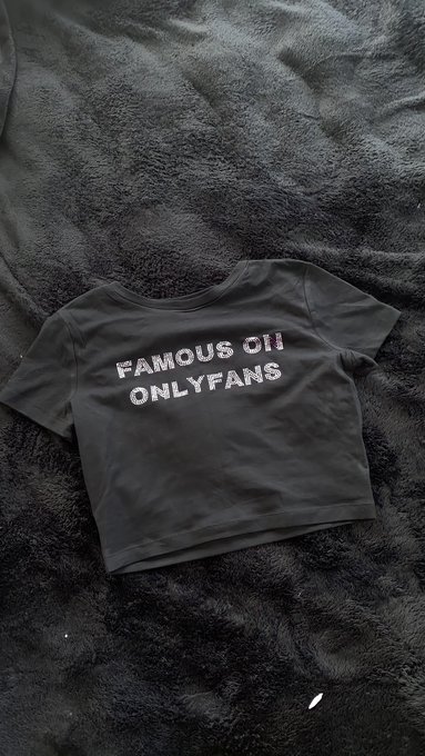 my boyfriend got me the cutest t shirt https://t.co/sEZhcMfSuo