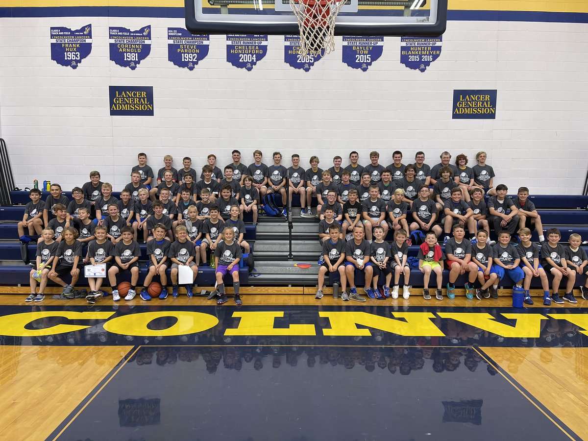 bhammons30's tweet photo. Had a great week of camp!! Thanks to all the kids who came out to learn the game of basketball! It was great to work with these special Lancers! We have a bright future ahead!! #CamperOfTheWeek #HotShot #FTChamp https://t.co/AEat2j2c9Y