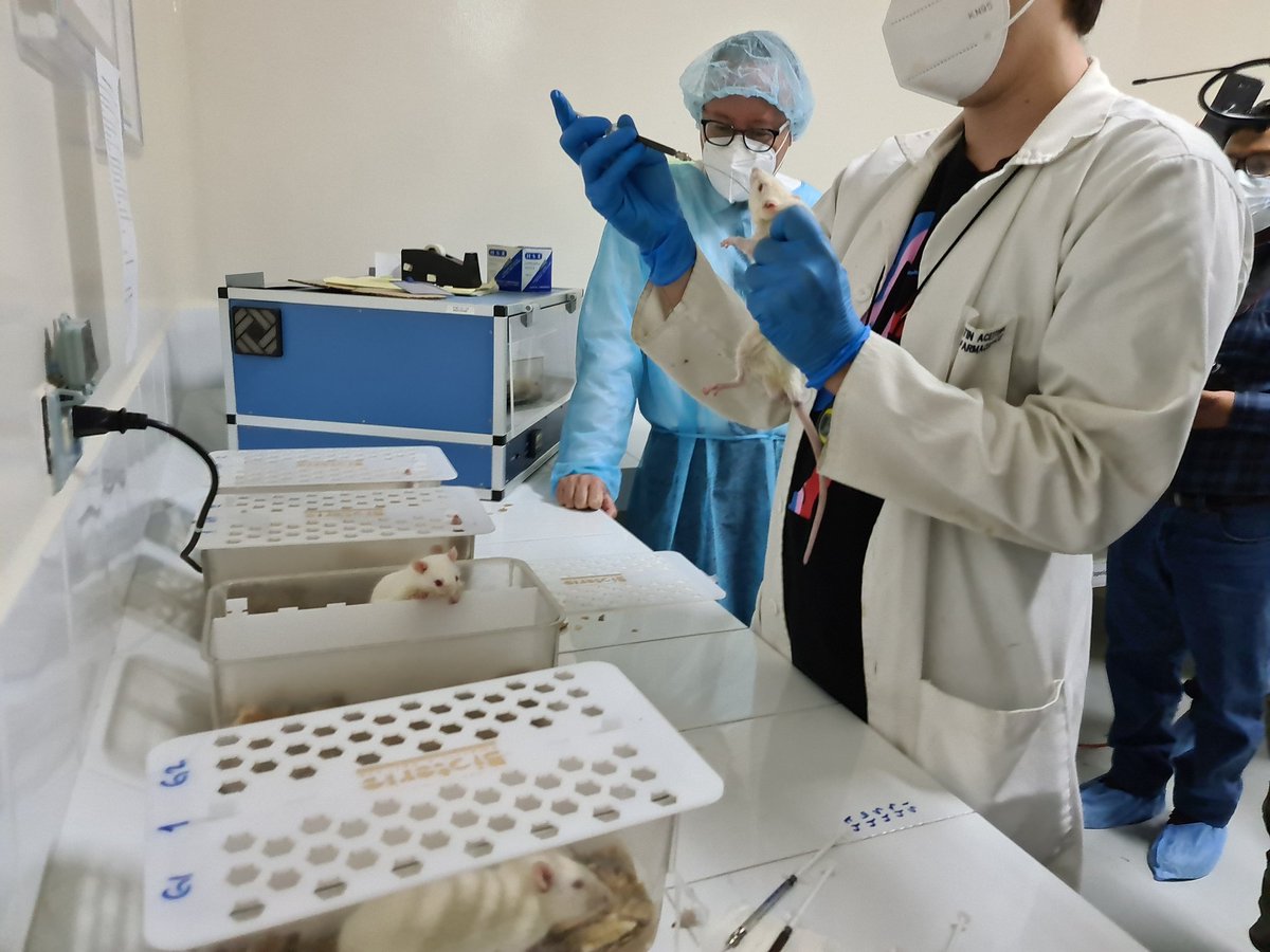 Rector en funciones M.A. Pablo Oliva realizó una estratégica visita al Bioterio de la USAC laboratorio que es fundamental para el desarrollo de la Ciencia y la Academia de la tricentenaria universidad.