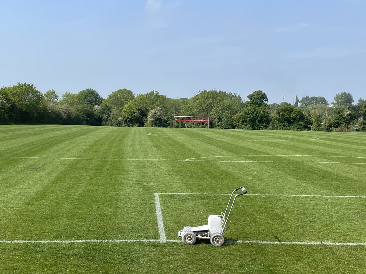 Mowed and lines done today ⁦<a href="/Tickhill_JFC/">Tickhill Juniors FC</a>⁩ the grass is looking healthier after a recent application of fertiliser from ⁦⁦⁦<a href="/Supaturf_Uk/">Vitax Amenity/Supaturf</a>⁩.