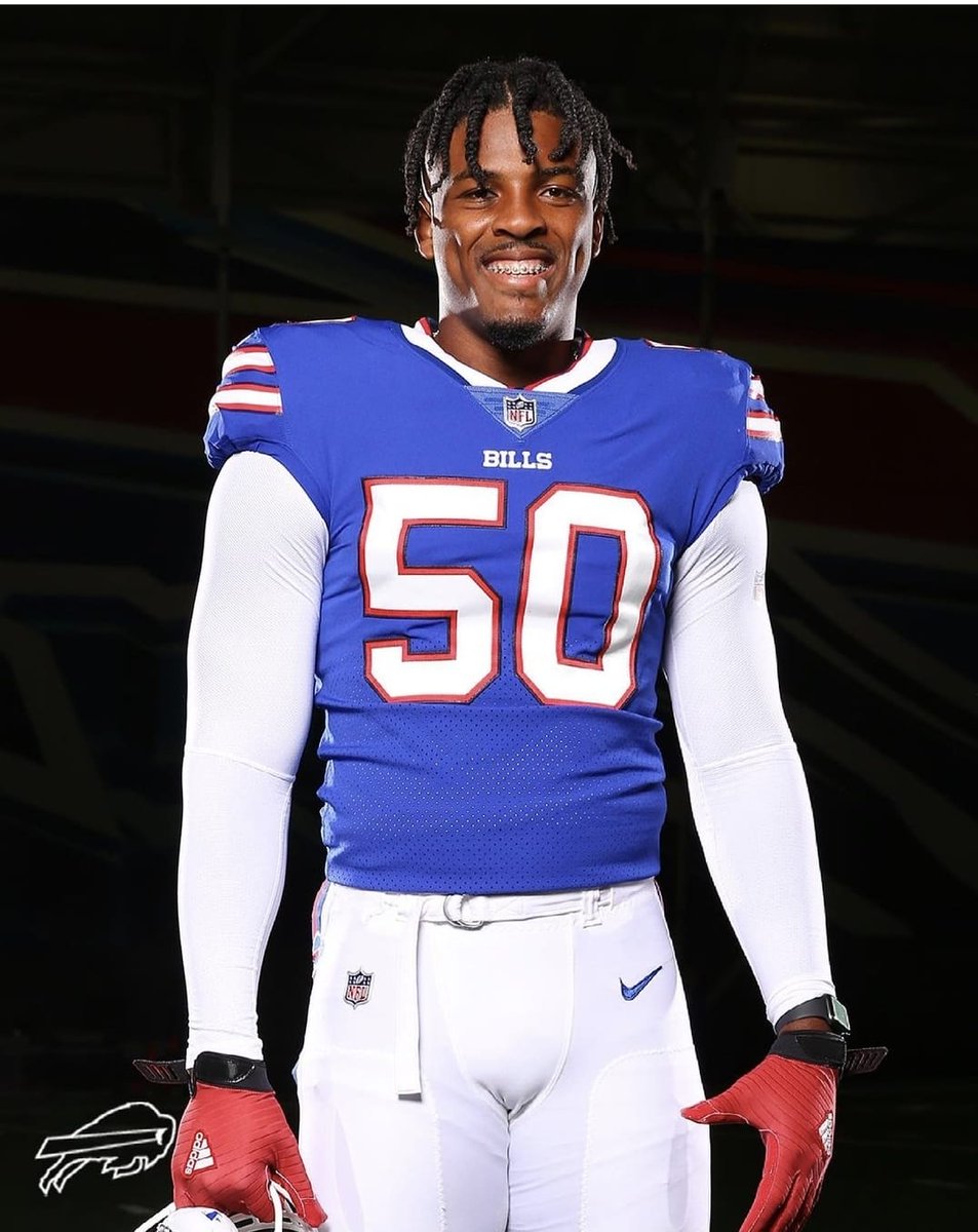 Goldecampo's tweet photo. Los @BuffaloBills cerraron las contrataciones de su clase de novatos tomados en el #NFLDraft21, firmando a su primera ronda, el DE Greg Rousseau. Vamos #BillsMafia💪🏻💪🏻💪🏻🏈 https://t.co/FaVhEiQlOR