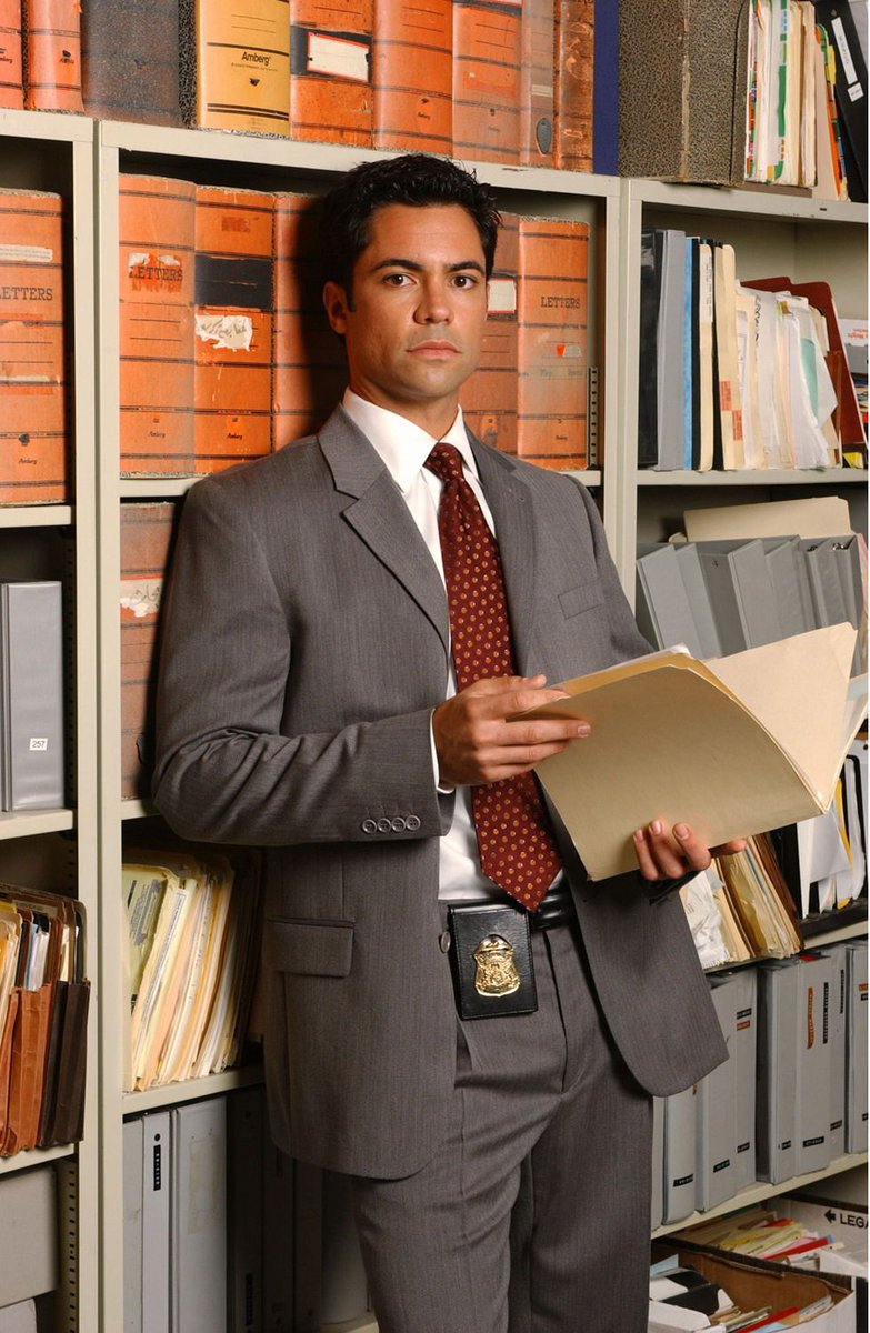 DannyPinoSpain's tweet photo. #TBT #coldcase #dannypino #casoabierto #scottyvalens #lillyrush #scottyvalens #lawandordersvu #svu #coldcase #mayansmc #dannypinoenespañol #Pinators4life #dannypinofanforever
Si te gusta, dale ❤️
Si te encanta, comparte 🔃
If you like it, click ♥️
If you love it, share 🔃 https://t.co/sPOd3x5InG