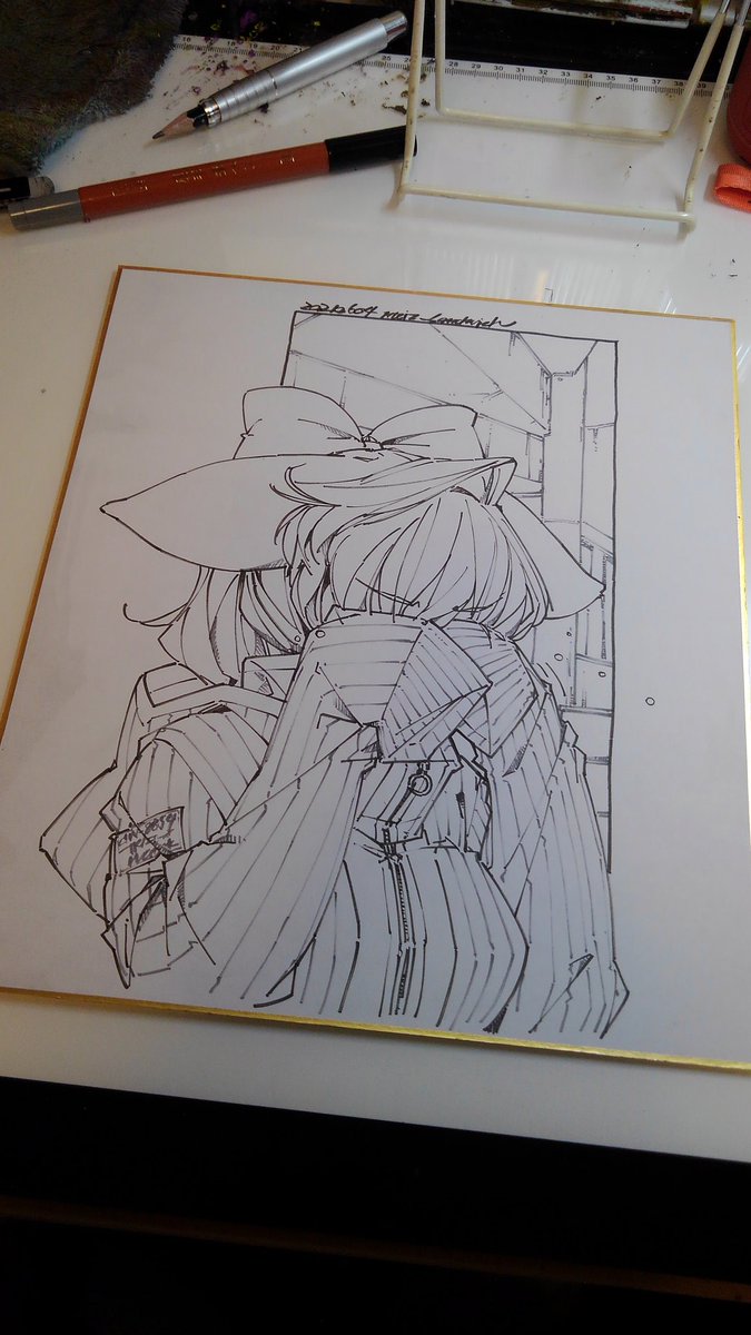 結局眠れず描いた螺旋階段
#色紙 #狐娘 #線画 