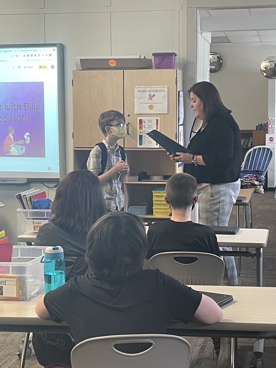 Mrs. Hoose tweet media