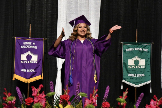 SAISD's tweet photo. 🎓 Hey, graduating seniors! Want to stay connected to your classmates after graduation? Join the SAISD Nation! This free service hosted by the @SAISDFoundation is a way for alumni to stay connected and engaged with SAISD. 
https://t.co/fxgtkO2lJs https://t.co/Ny7HijwHhD