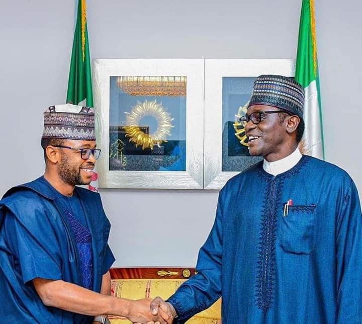 YobeMediaNews's tweet photo. Sani Danja, Mr Ibu and other Nollywood stars today paid visit and expressed their loyalty to the Chairman APC Caretaker Extraordinary Convention Planning Committee and Yobe state Governor, Hon. Mai Mala Buni.

The stars reassured their support to the party now and always. https://t.co/qYnDUQo1Wr