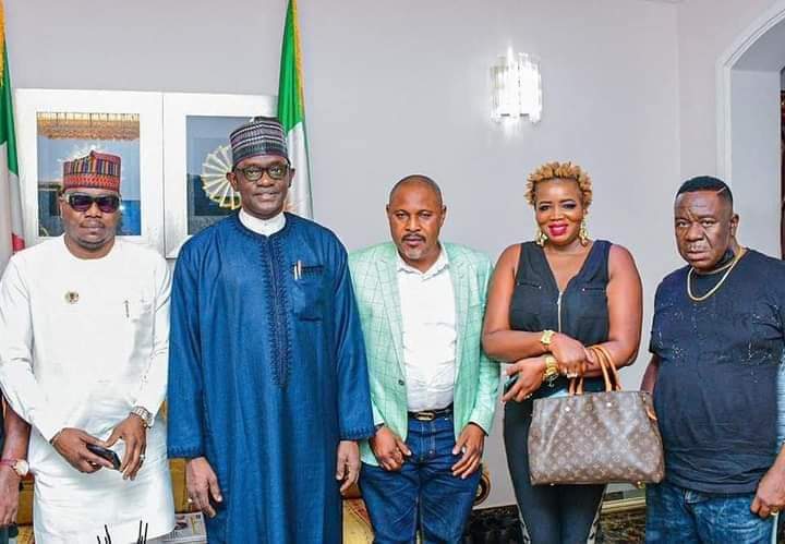 YobeMediaNews's tweet photo. Sani Danja, Mr Ibu and other Nollywood stars today paid visit and expressed their loyalty to the Chairman APC Caretaker Extraordinary Convention Planning Committee and Yobe state Governor, Hon. Mai Mala Buni.

The stars reassured their support to the party now and always. https://t.co/qYnDUQo1Wr