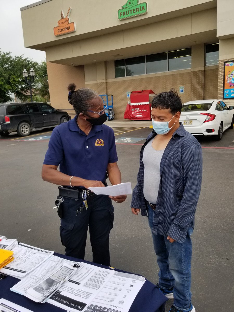 EPDPD_Outreach's tweet photo. Thanks to El Rancho, 4121 Gaston Ave. Jubilee Storefront hosted "On Board with On Line Reporting" Safety Event. #educatingthepublic #dpdsowingthegoodseeds #dpdsembrandolabuenasemilla @DPDChiefGarcia @DPDAnderson @AShawDPD @dpdchiefizzy @DPDSalas @DPDMadison @bdwilsondpd https://t.co/FEecW8mGPg