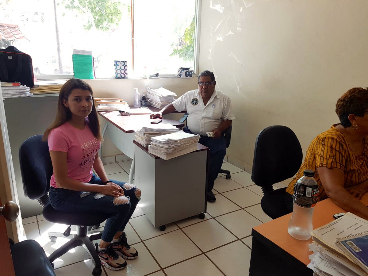 Me congratulo en informar que Marilú Martínez Núñez, candidata a Presidenta Municipal de Cutzamala se encuentra bien, nos da mucho gusto verla en buen estado. Seguiremos haciendo todo lo que nos corresponde para que el proceso electoral se desarrolle lo mejor posible.