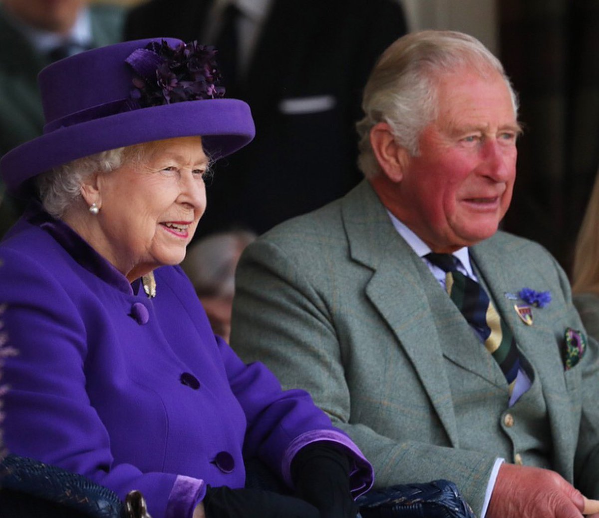 TIP_Eterno's tweet photo. ULTIMA HORA

El Principe Carlos de Inglaterra cambia el testamento y se lo deja todo a su Madre Isabel II https://t.co/4Ur46QTZtp