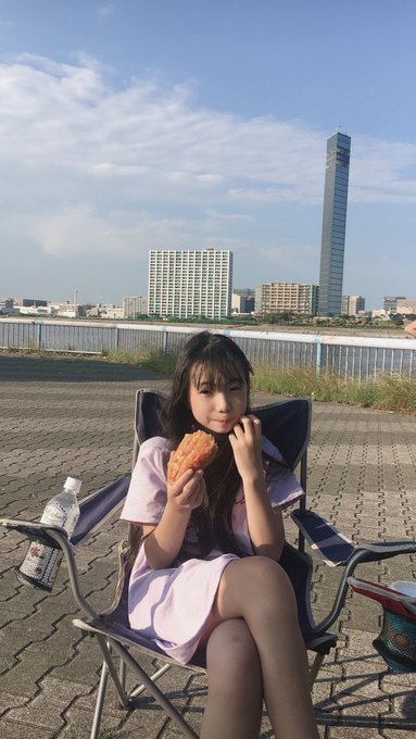 Twitterのコスプレ画像3