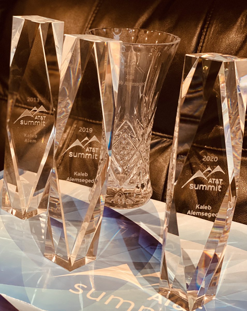 4th Summit trophy just arrived🙌🏾 and this is the sweetest one of them all!!! Huuuge shout out to my team the #moneybadgers and my leaders <a href="/jillmill321/">Jillian Miller</a> <a href="/404girl/">Betsy Francis</a> <a href="/_Shelley_G/">Shelley Goodman</a> , wouldn’t have gotten here without y’all🙏🏾 going for the 3peat💪🏾