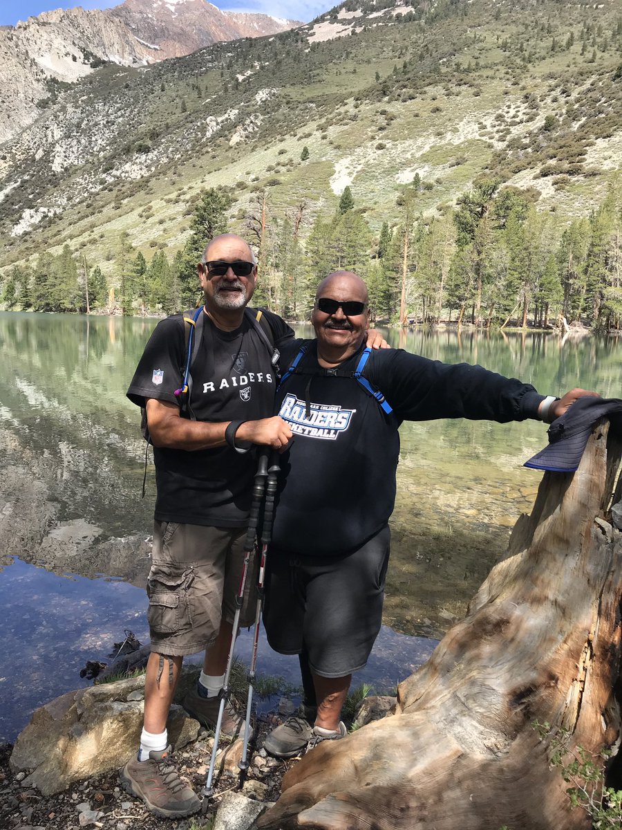 MCATVance's tweet photo. Drag him up to mountains for a retirement preview https://t.co/I4tp4bKnmd