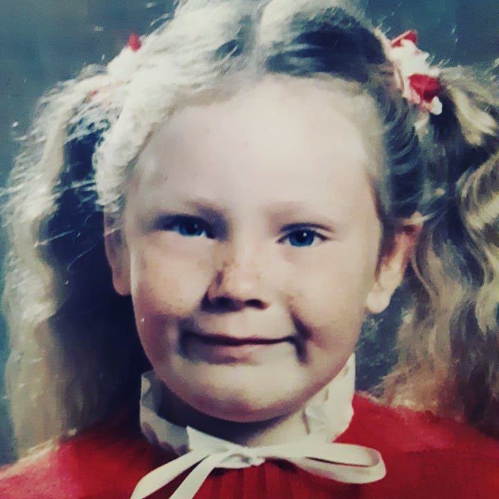 shessaucysauces's tweet photo. @shessaucysauces has always been #sassy (and a cutie patootie)🙃😇😈

#throwbackthursday #shessaucy #shessaucysauces #circa1986 #vintage #sauces #marinades #BBQ #sugarandspice https://t.co/6y6BlDOER9