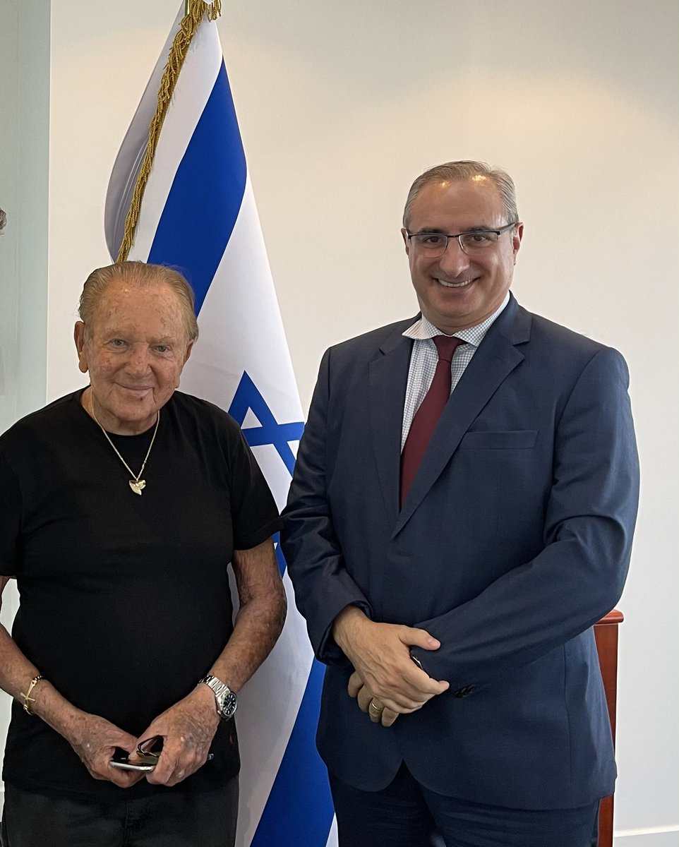 DafnaJackson's tweet photo. @AmbassadorNaeh כבוד גדול עבור מדינת ישראל שמייצג אותנו שגריר ראוי באמירויות. https://t.co/CADY1ESk4i