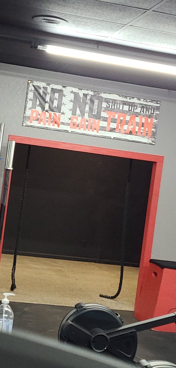 melissahester_'s tweet photo. Gym time https://t.co/W4TrMfGqVd