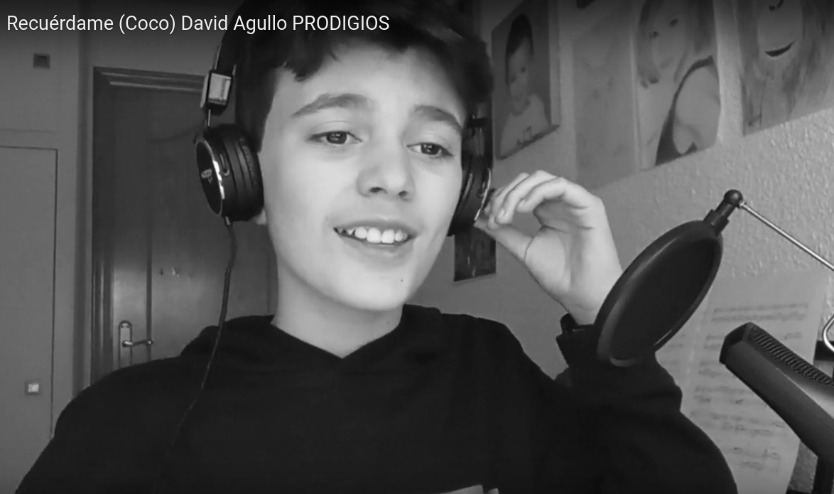 david_agullo2's tweet photo. Gracias al programa @prodigios_es de @rtve producido @ShineIberia tengo muchísima ilusión por la interpretación y canción.
#elx #elche #prodigios #prodigios3 #RTVE #canto #voz #singer #canciones #cancion #Musica #musician #Disney @makirey69 https://t.co/bySpy7CEDW