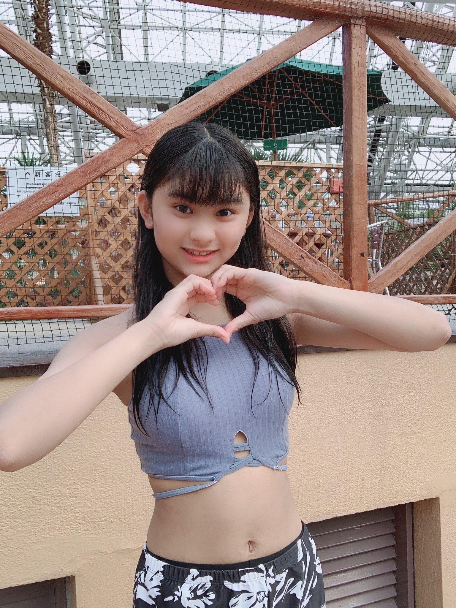 js jc 水着  おはようございます🐓☀️ みんなに❤のおまじない⸜( ´ ꒳ ` )⸝✩︎⡱  今日も素敵な一日になりますように🙏 平日ラスト頑張ろ〜🙌💪✨ びゅーん≡⊂( ^-^)⊃ 今日テンション高い🤣 #安土姫華 #水着 #水着姿 # 水着 ...