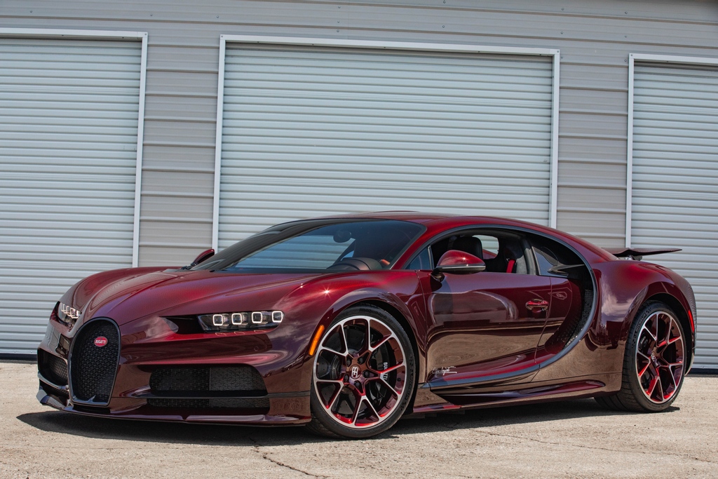 Bugatti Chiron Red Carbon