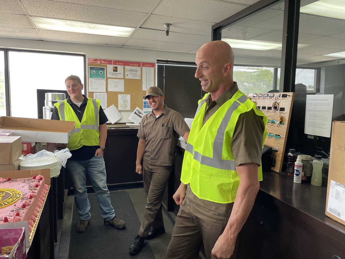 Gene Wolf tweet media