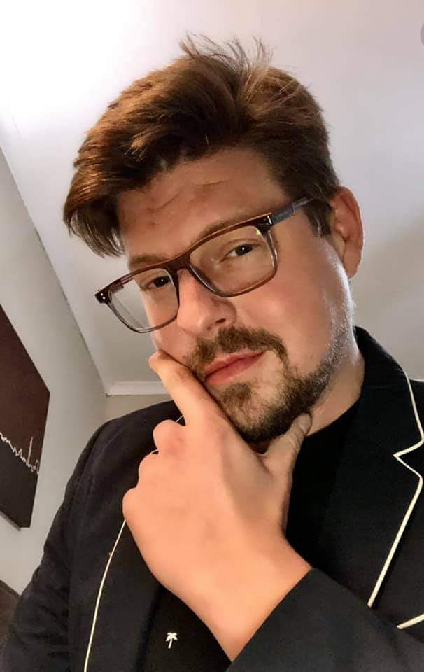 DaryaDashaC's tweet photo. I lost one of my closest friends today &amp; words don't have enough meaning to express how I feel. @EduardLeonard you were my person. To say that you will be missed seems to be to hollow. You were such a gorgeous human. You were so full of love. You will always be with me. Xox https://t.co/43kTsmw1QS