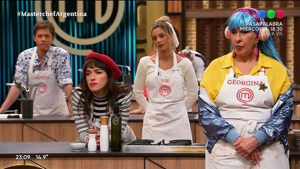 alejandrocsome's tweet image. - Yo armo las láminas.
- Dale, yo escribo la memoria.
- Termino los renders yo.
- Genial, yo termino de cerrar el proyecto.
- Impecable. Nos vemos para pilotear la entrega.

La entrega: