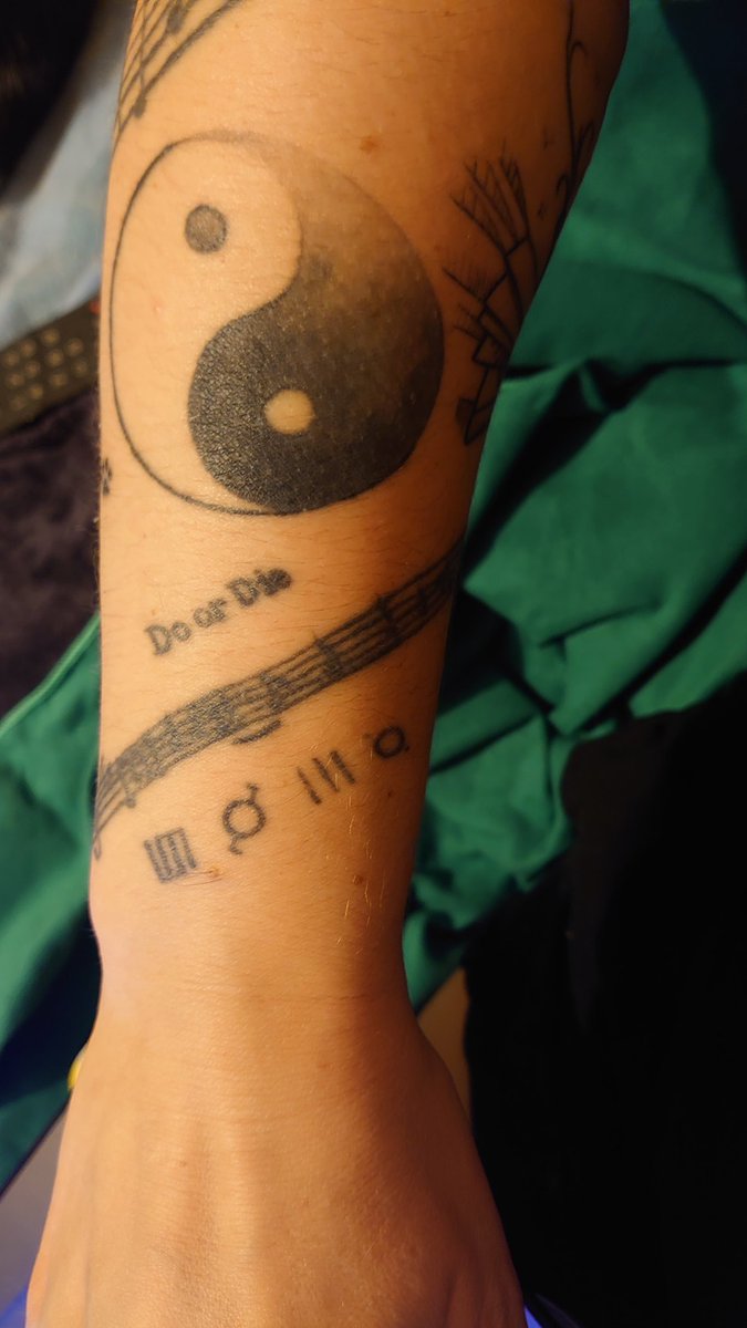lunarthemis's tweet photo. @30SECONDSTOMARS Oh yes ! 😊
#marstattoo https://t.co/KZ35R8F9p4