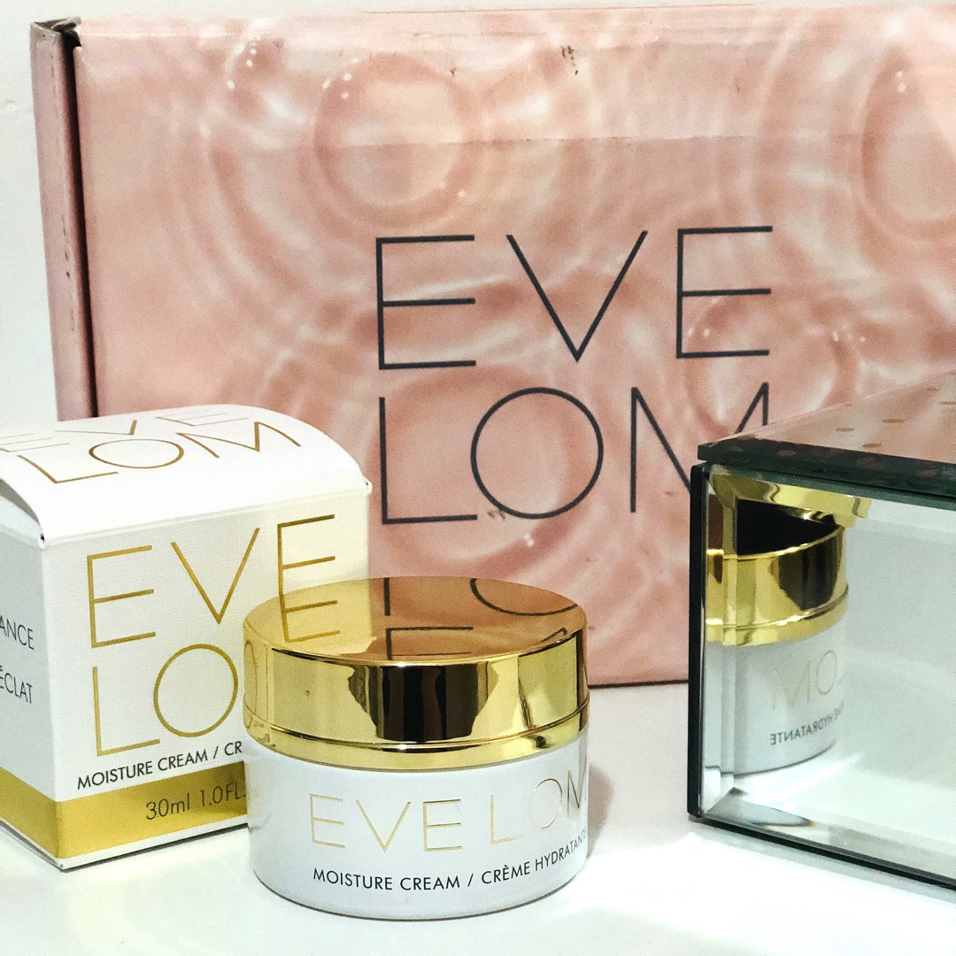 sandyanez18's tweet photo. Amazing brand for self care 🧖🏼♀️
#cleansewithevelom #complimentary @Influenster @evelom https://t.co/Cr3i8xhhFq