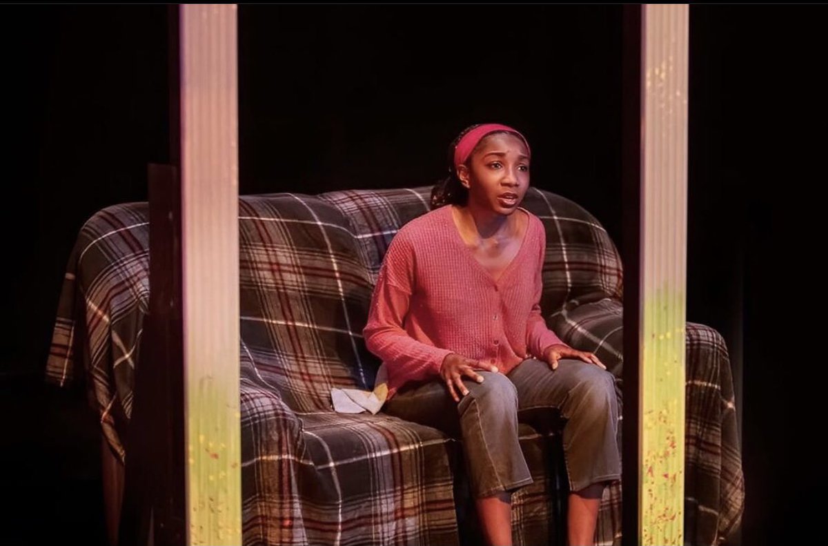 demaskustheater's tweet photo. Welcome Eliyah Roberts as she joins @demaskustheater for a summer internship as Digital Strategy and Social Media Intern! We’re blessed beyond measure.

#spotlight #demaskus #theatre #broadway #socialmedia #actress #writer #genZ #summerintern #mentors #mentees #blackgirlmagic https://t.co/gpJQ4RPsCT