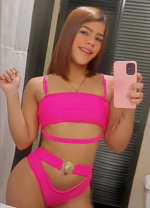 CarterDafne's tweet photo. Hola mis amores ☺️ disponible en 
#SGUASCALIENTES😊

#fulltime👅

#fullcomplaciente🤤

#venezolana🇻🇪

#21añitos😊

📲2227768561📱

#RETWEEET😘 https://t.co/ngVNE3tU4R https://t.co/tsbqb5Fq38 https://t.co/j4KM0Ba3gw https://t.co/jvnkSyAjyC