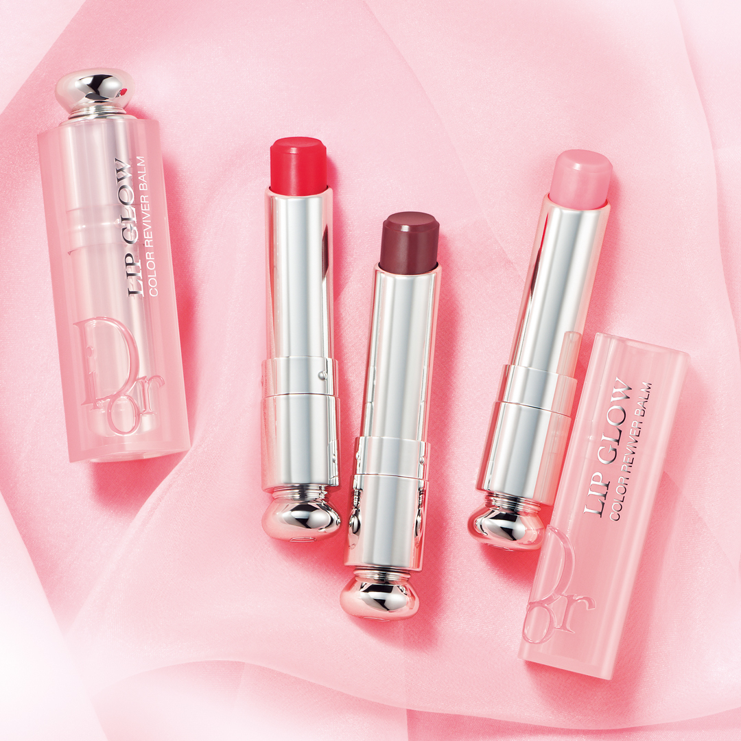 SeventeenJP_mag's tweet image. 今日は話題のリップの発売日🎉

STの『ディオール アディクト リップ グロウ』紹介記事はこちら
➡️bit.ly/3yBAwyu
#こさかな のスペシャル動画もみてね💞

@DiorBeautyJP #TIMETOGLOW #リップグロウ