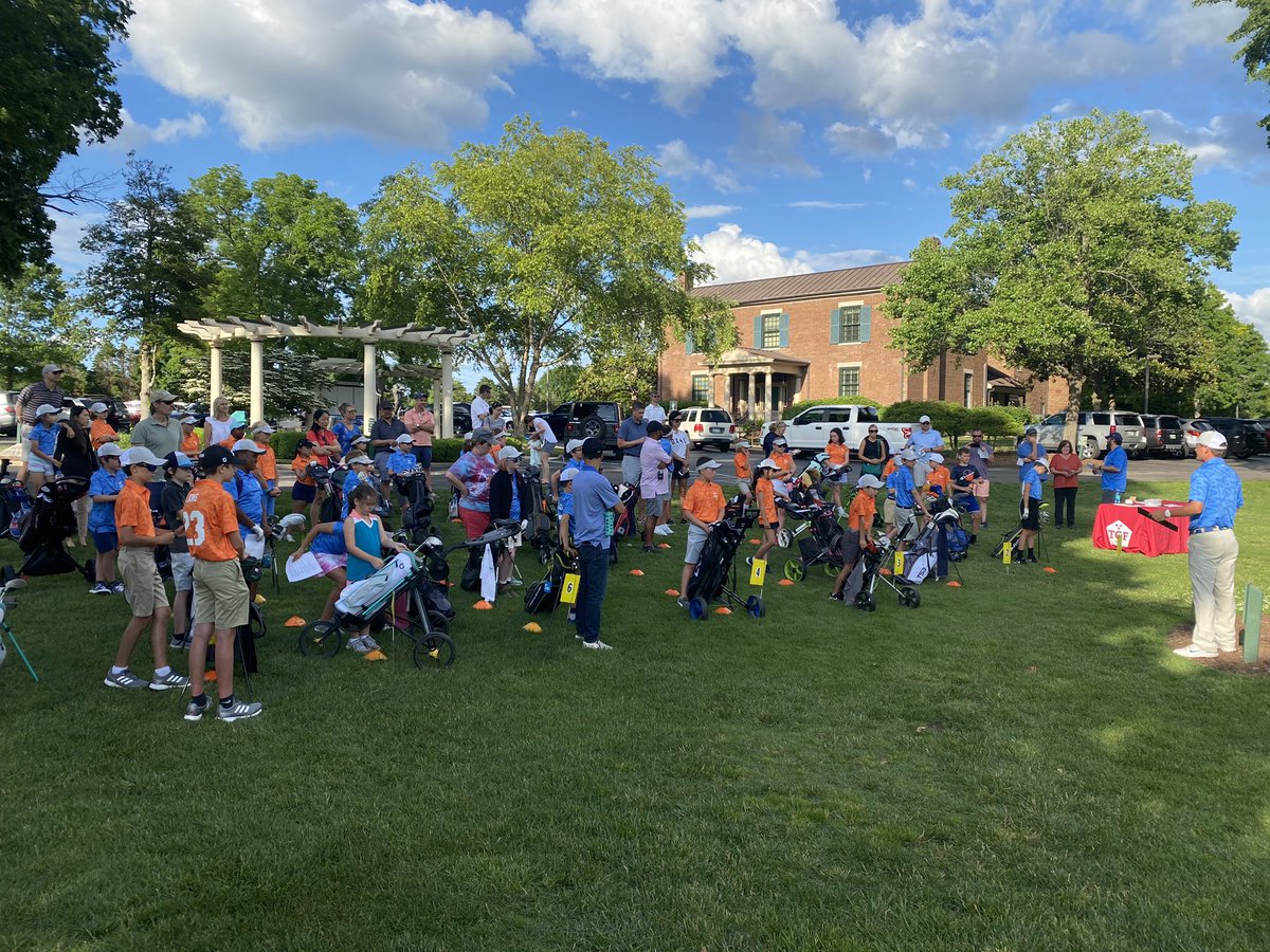 TNGolfFnd's tweet photo. 🧡💙

48 players here at Golf House Tennessee this evening for the opening of our @PGAjrLeague summer play!

@daniel_booker getting our four teams started. https://t.co/Rq5u6tpRKy