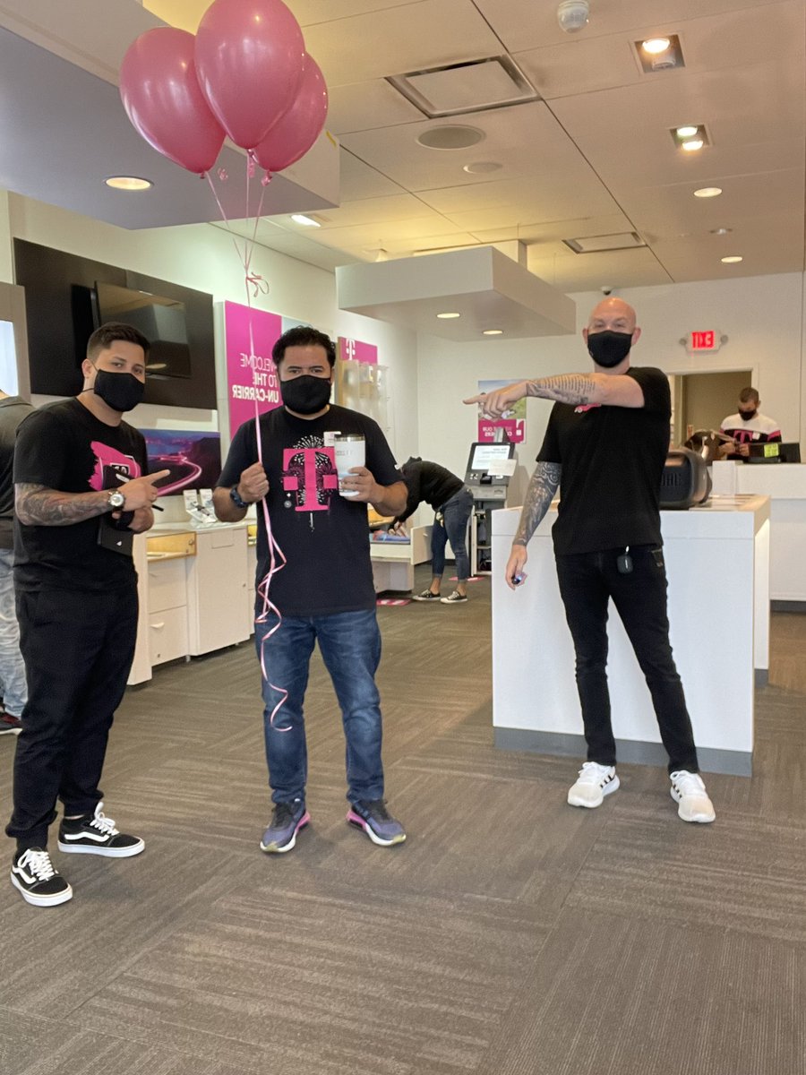 Dustin Smith tweet media