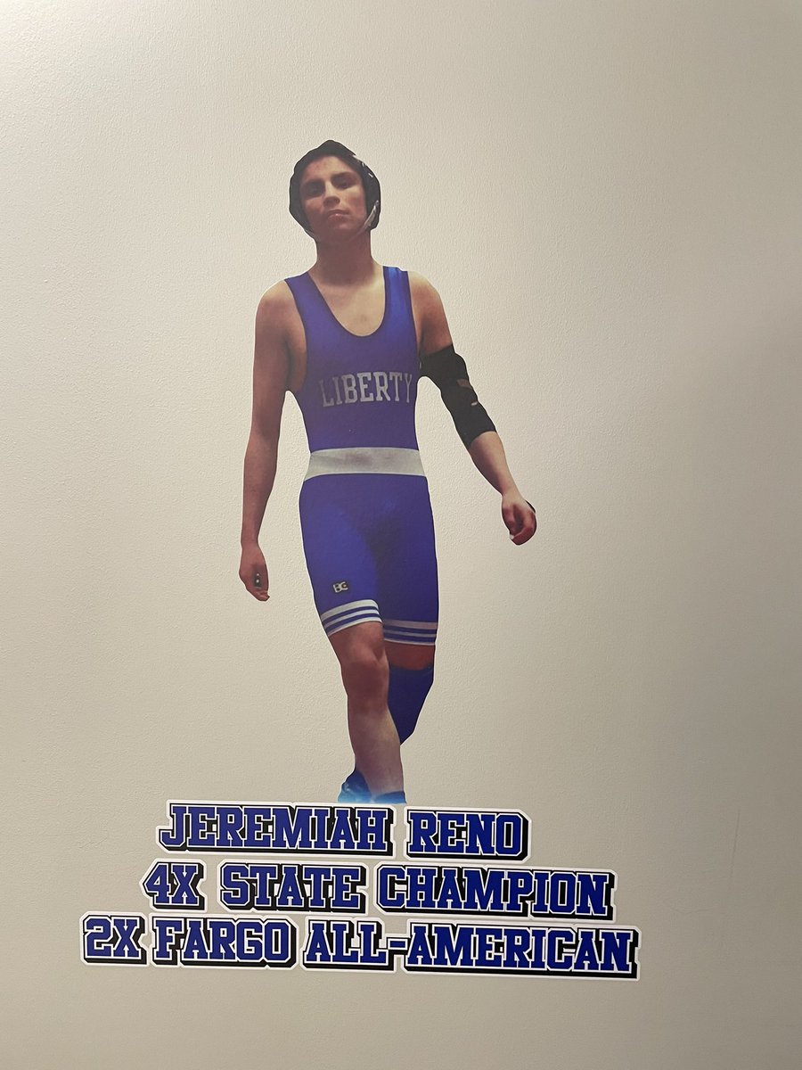 LJaysWrestling's tweet photo. Some new additions to the wall outside our room. #bluejaysforever @victorywrestlin @greyden_penner @Jeremiah_Reno_1 @LHSBlueJays @Coach_Laws @BrickerDixon https://t.co/Uo1lv0nBRy