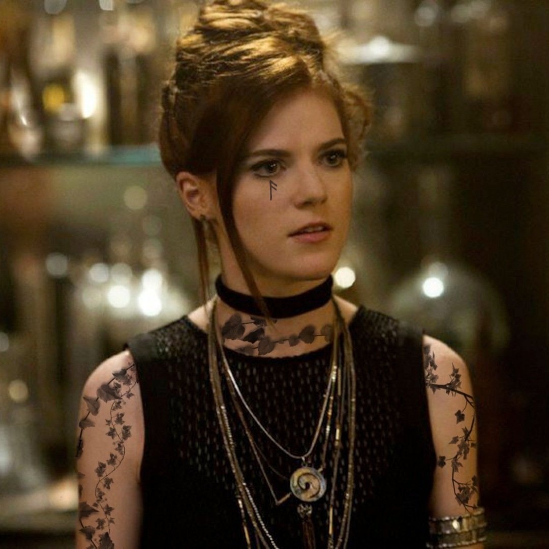 "I have been chosen by him."

🌿Queen of Lebanon Territory 
🌿Juniper's Joy Occult Shop owner
🌿Clan Ropke Seer
🌿Life Mage/Green Witch
🌿Single Ship (taken)
🌿#EndlessRoadRP