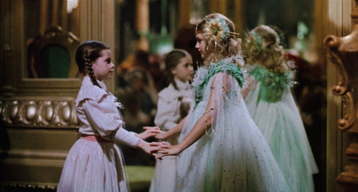 MsDarcyFarrow's tweet photo. #dailyCelluloid 🎬🍿

Return To Oz (1985) 
Director - Walter Murch                            

#BloodyGoodFlix ♥️🥀 

#horror 🎃🔪
#horrorfam 👻
#mutantfam 😈
#horrorfamily 💀
#horrormovies 🌙
#horrorcommunity 😱 https://t.co/LyfvR5yZBX