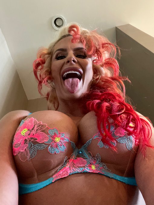 Guess what is free for 72 hours my https://t.co/M1UUqldy1k https://t.co/i2Ss3eUxJi