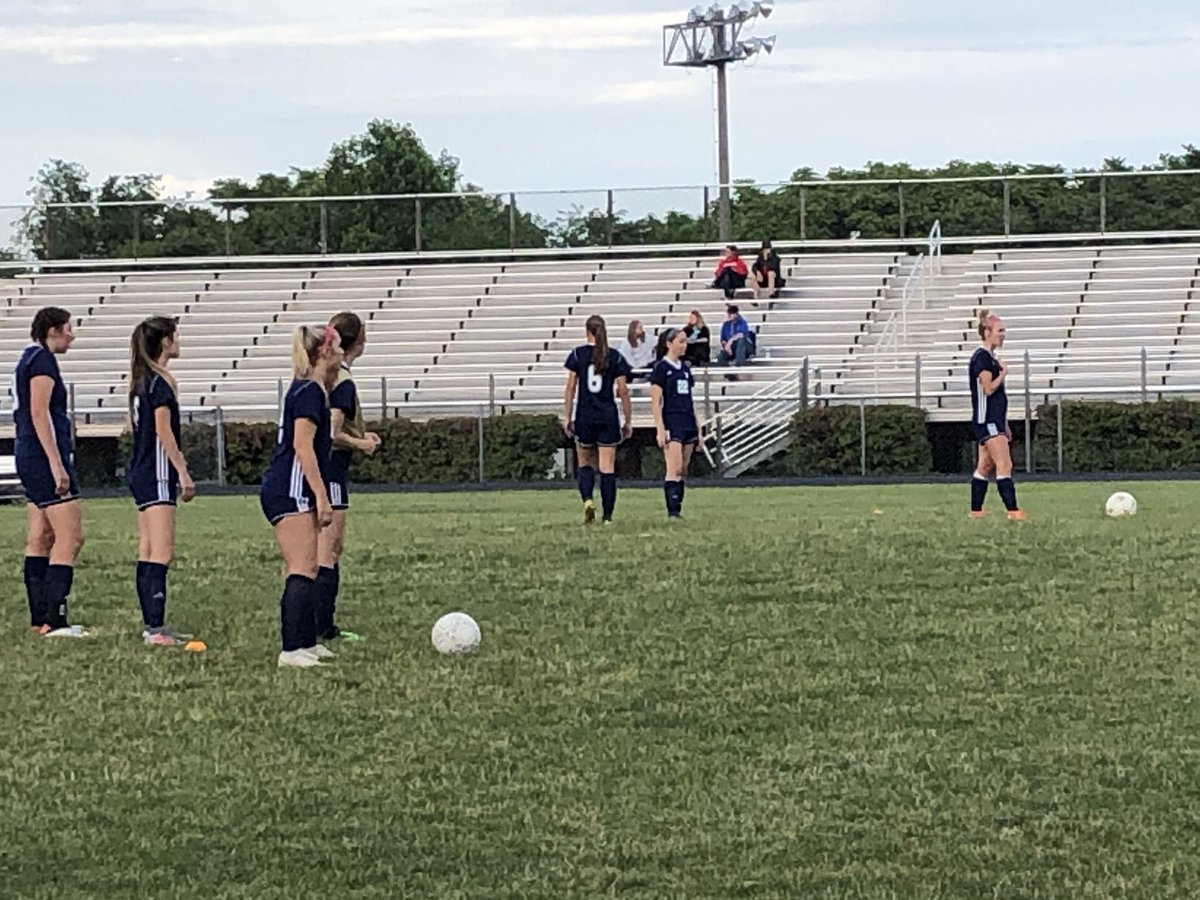 #JamesWood girls (9-0-2) about to take on Fauquier (3-8) in Class 4 Northwestern District soccer semis
