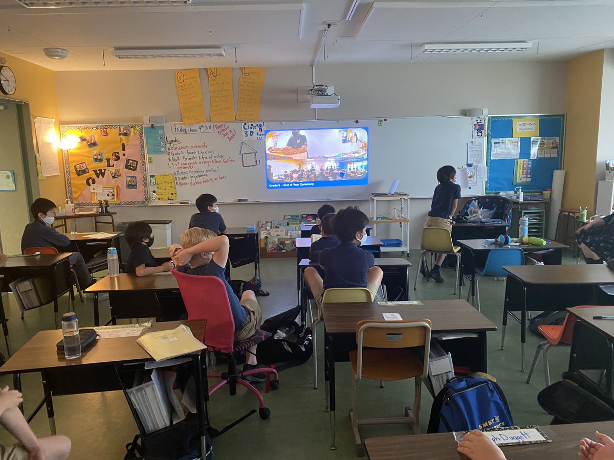 STMarys_ES's tweet photo. Our grade three class watching our grade 5 end of year ceremony ⁦@StMarysTokyo⁩ https://t.co/eK2Y73jDcr