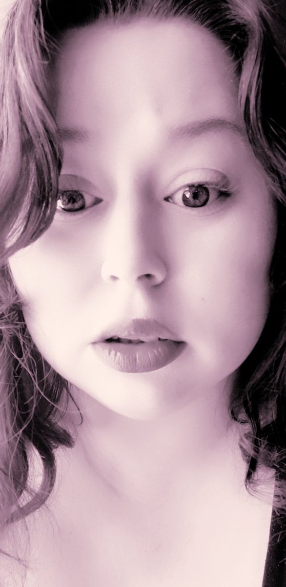 kinkykute's tweet photo. #fuckmeeyes #dsl #innocentface #curvy #vibes #YouKnow #girls #Kissables https://t.co/QwQNNz2rru